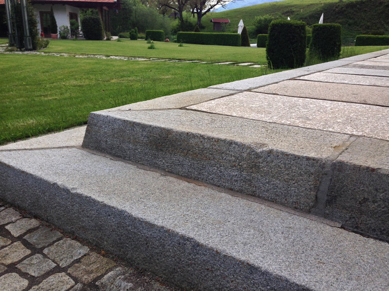 Granit Treppenstufen außen