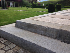 Granit Treppenstufen außen