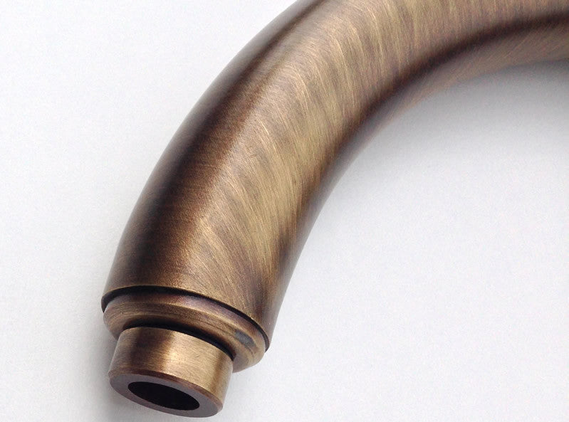 Wassereinlauf Granitbrunnen