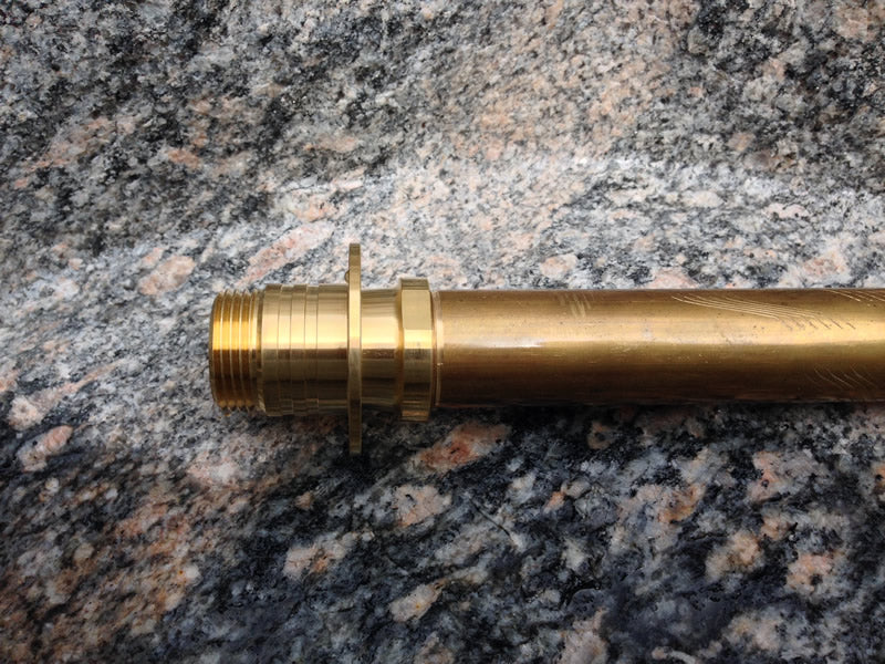 Messingrohr Wasserauslauf 1 1/4 Zoll in 30 - 40cm Detail