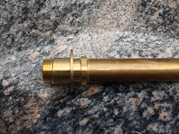 Messingrohr Wasserauslauf 1 1/4 Zoll in 30 - 40cm Detail
