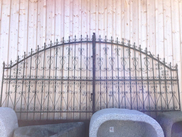 alter Metallzaun