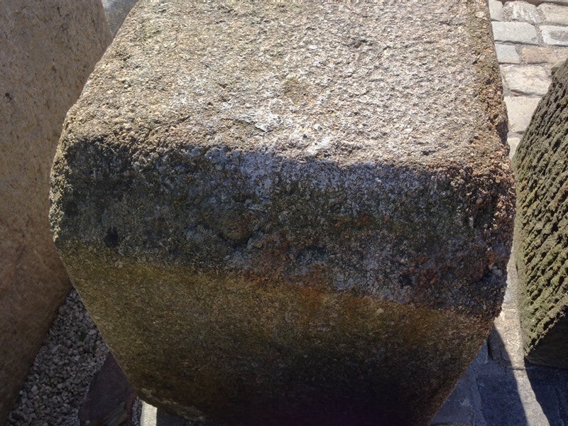 Steinbrunnen Oberfläche